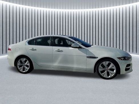 Used 2020 Jaguar XE S image 4