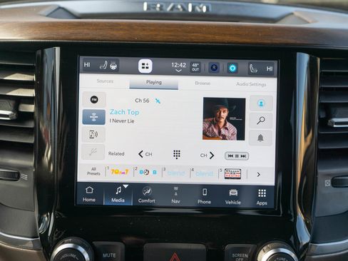 Used 2022 RAM 1500 Laramie image 14