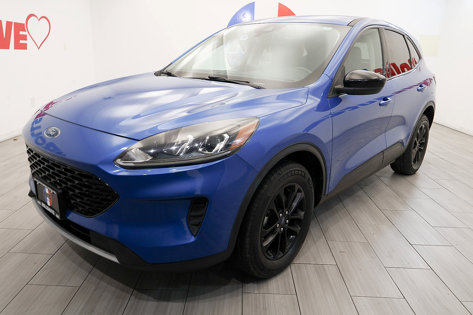 Used 2020 Ford Escape SE Sport AWD/4WD image 1