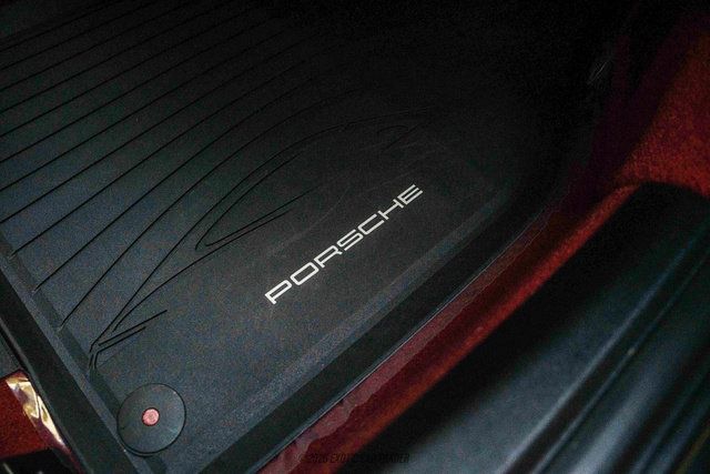 Used 2016 Porsche Cayman RWD image 30