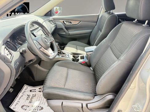 Used 2018 Nissan Rogue S FWD image 11