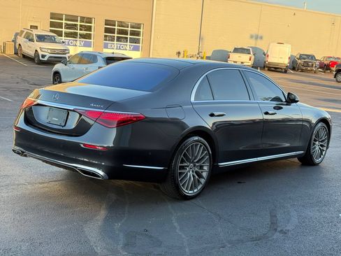 Used 2022 Mercedes-Benz S 500 4MATIC image 4