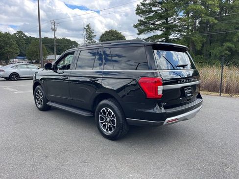 Certified 2024 Ford Expedition XLT image 7