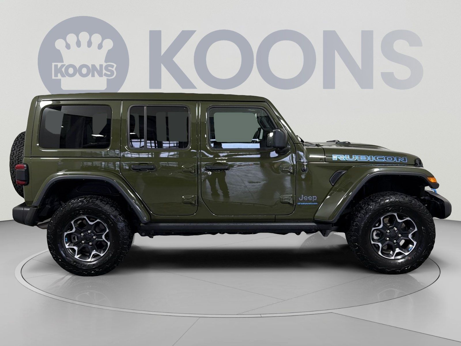 Used 2023 Jeep Wrangler Unlimited Rubicon 4xe w/ Cold Weather Group AWD/4WD image 8