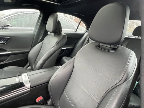 Certified 2024 Mercedes-Benz C 300 4MATIC Sedan image 16