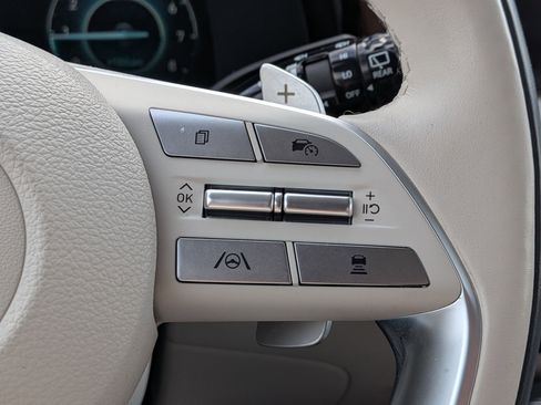 Used 2023 Hyundai Palisade Calligraphy image 19