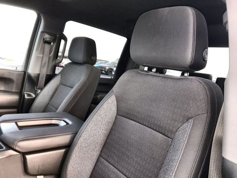 Used 2025 Chevrolet Silverado 2500 Custom w/ Custom Value Package image 11