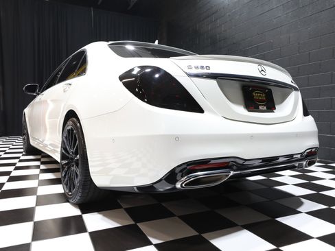 Used 2019 Mercedes-Benz S 560 4MATIC Sedan image 22