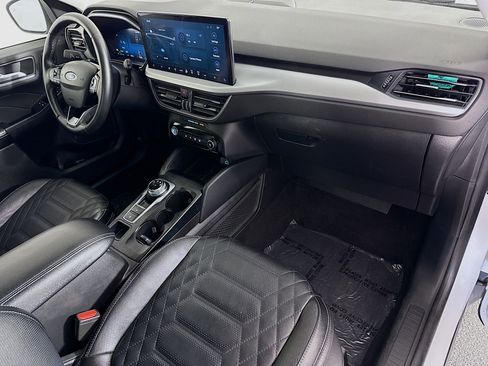 Used 2023 Ford Escape SE w/ PHEV Premium Package FWD image 30