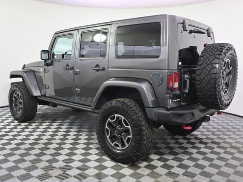 Used 2014 Jeep Wrangler Unlimited Rubicon AWD/4WD image 3