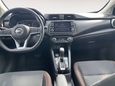 Used 2022 Nissan Versa SR w/ Trunk Package image 10