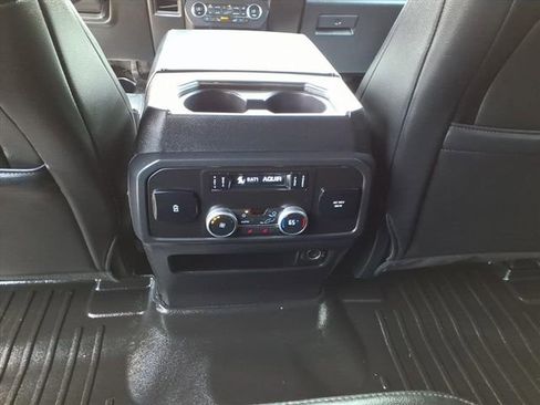 Used 2020 Ford Expedition Limited image 24