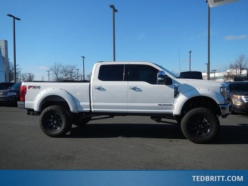 Used 2020 Ford F250 Lariat w/ Lariat Ultimate Package image 9
