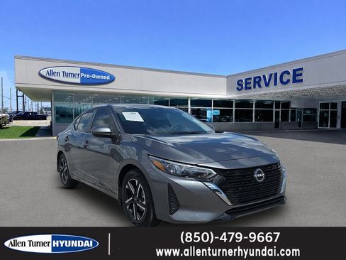 Used 2025 Nissan Sentra SV FWD image 1