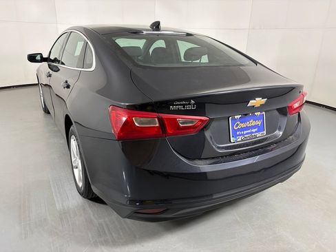 Used 2023 Chevrolet Malibu LT FWD image 6
