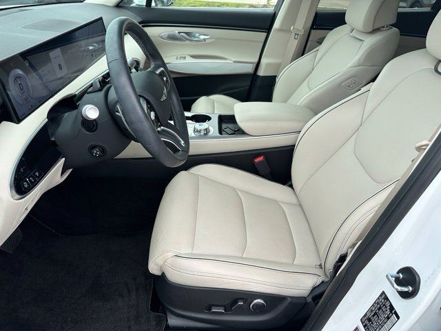 Used 2026 Genesis GV70 2.5T Advanced AWD/4WD image 20