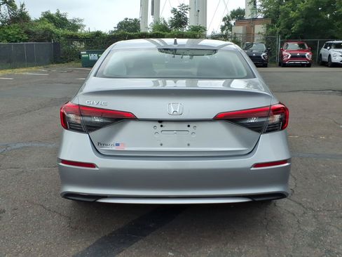 Used 2023 Honda Civic EX image 4