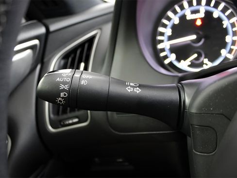 Used 2022 INFINITI Q60 3.0t Luxe w/ Cargo Package image 17