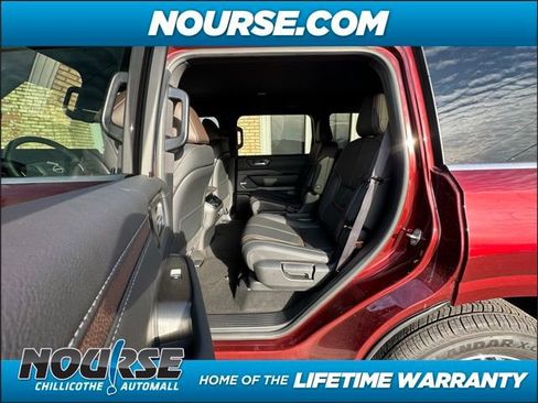 New 2025 Nissan Armada SL w/ Captain's Chari Seat Package image 13