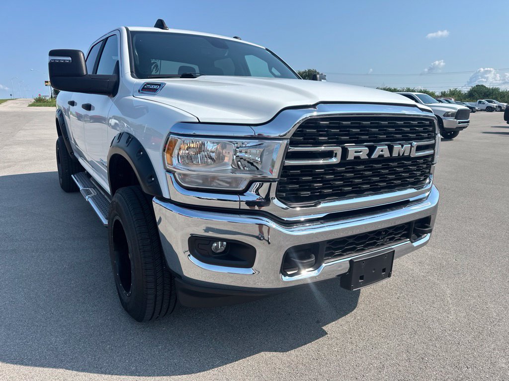 Used 2023 RAM 2500 Big Horn w/ Level 1 Equipment Group AWD/4WD image 3