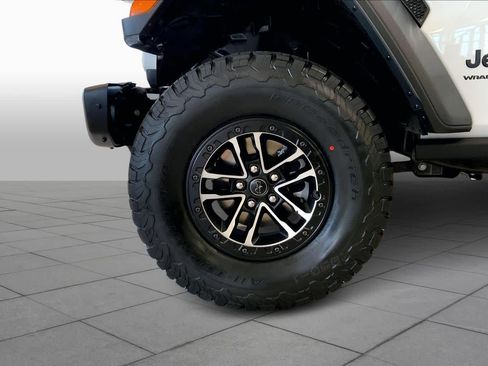 New 2026 Jeep Wrangler Unlimited Rubicon 392 image 9