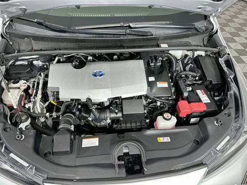 Used 2022 Toyota Prius L Eco FWD image 29