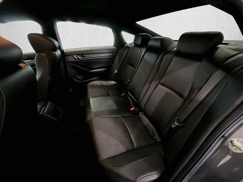 Used 2019 Honda Accord Sport image 28