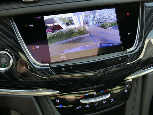 New 2025 Cadillac XT6 Premium Luxury image 20