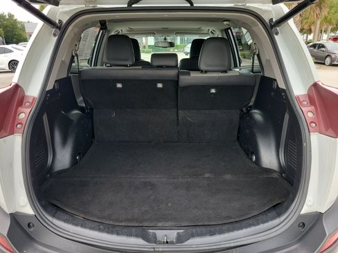 Used 2015 Toyota RAV4 Limited FWD image 8