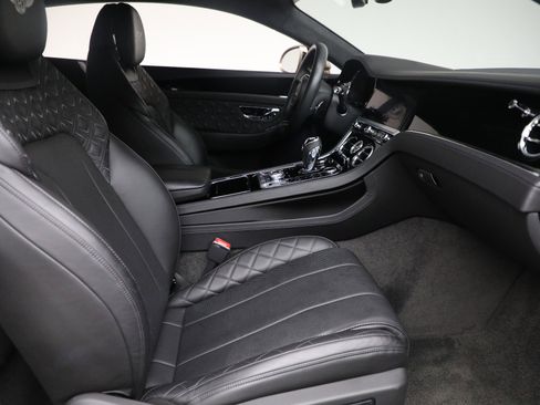 Certified 2022 Bentley Continental GT image 28