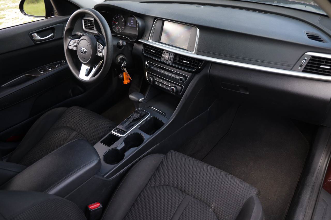 Used 2020 Kia Optima LX FWD image 18