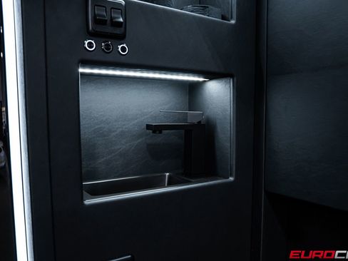 Used 2024 Mercedes-Benz Sprinter 3500 image 19