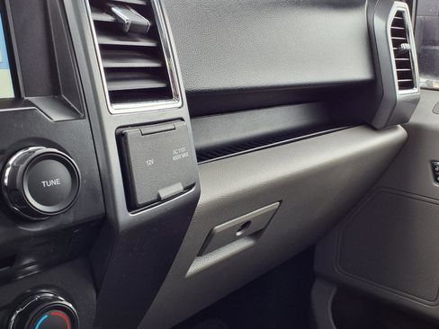 Used 2016 Ford F150 XLT w/ Equipment Group 302A Luxury image 14