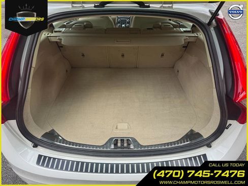 Used 2016 Volvo V60 T5 Premier image 10