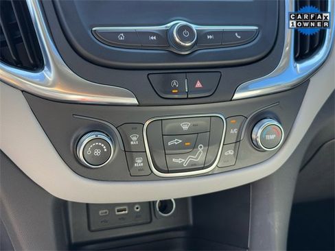 Used 2022 Chevrolet Equinox LS w/ LS Convenience Package image 22