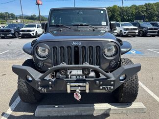 Used 2017 Jeep Wrangler Rubicon w/ Power Convenience Group AWD/4WD video 2