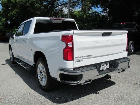Used 2021 Chevrolet Silverado 1500 LTZ AWD/4WD image 5