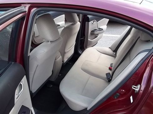 Used 2013 Honda Civic LX image 9