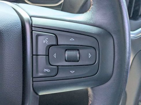 Used 2022 GMC Sierra 2500 AT4 w/ AT4 Premium Plus Package AWD/4WD image 26