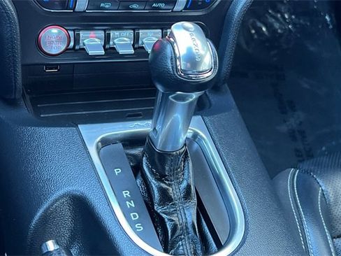 Used 2022 Ford Mustang Premium image 25