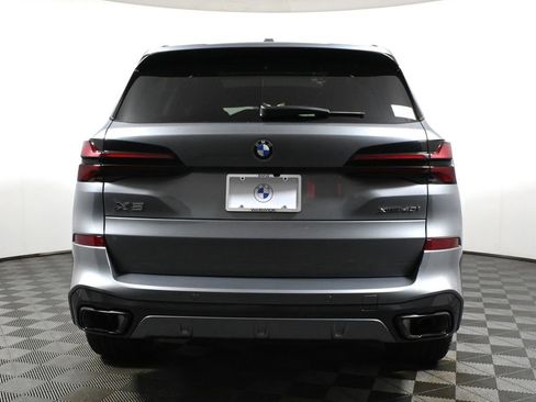 Used 2026 BMW X5 xDrive40i w/ M Sport Package image 6