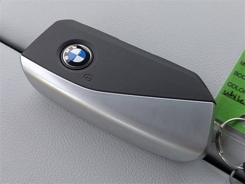 New 2026 BMW X5 xDrive40i w/ Climate Comfort Package image 34