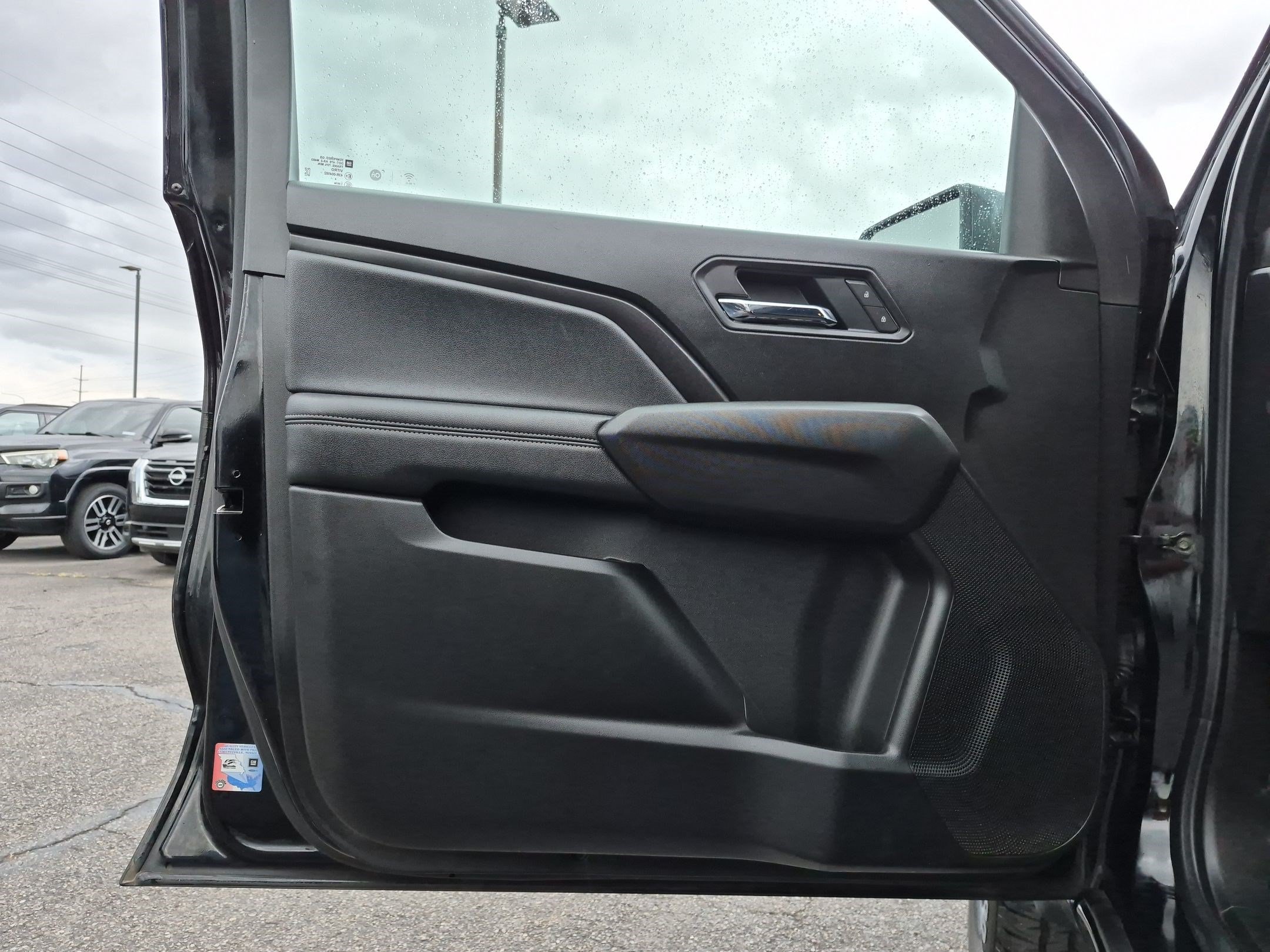 Used 2024 Chevrolet Colorado LT w/ LT Convenience Package III AWD/4WD image 15