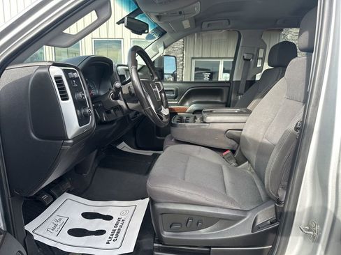 Used 2019 GMC Sierra 2500 SLE w/ SLE Preferred Package image 12