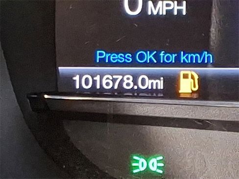 Used 2017 Ford Explorer XLT w/ Equipment Group 202A image 21