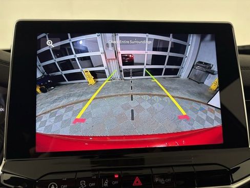 New 2026 Jeep Compass Limited image 18