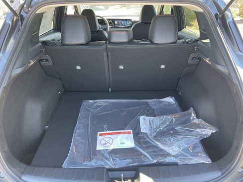 New 2026 Nissan Kicks SR FWD image 12