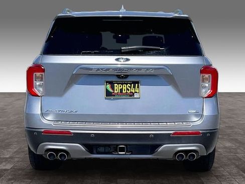 Used 2020 Ford Explorer Platinum w/ Premium Technology Package AWD/4WD image 4