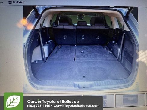 Used 2024 Toyota Highlander LE image 7