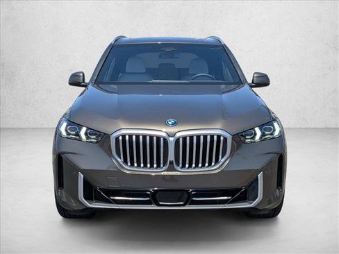 New 2026 BMW X5 xDrive50e AWD/4WD image 6